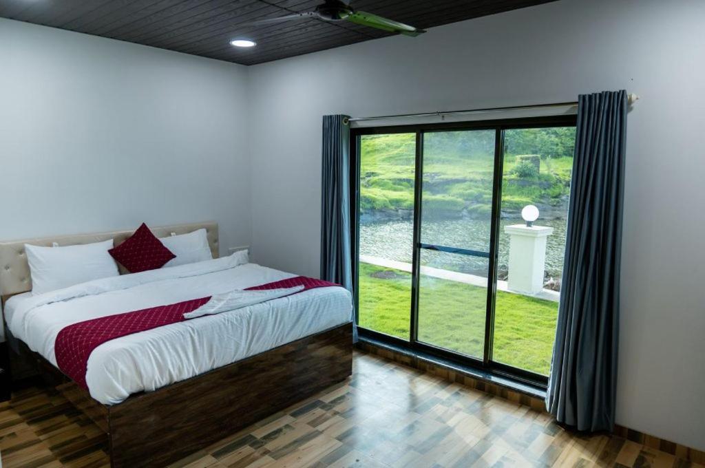 Mangozzz Magical World Otel Panvel Dış mekan fotoğraf