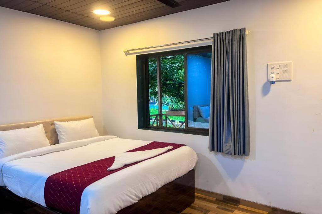 Mangozzz Magical World Otel Panvel Dış mekan fotoğraf