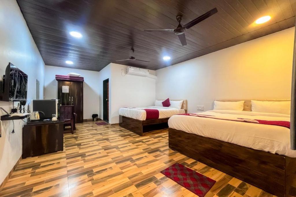 Mangozzz Magical World Otel Panvel Dış mekan fotoğraf