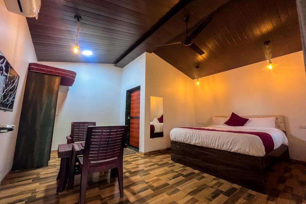 Mangozzz Magical World Otel Panvel Dış mekan fotoğraf